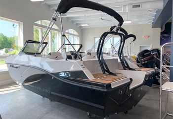 2025 Starcraft SVX 190 Quicksilver/Black Boat